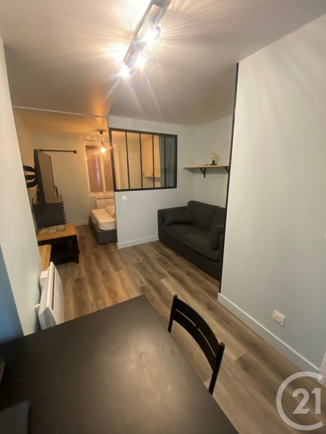 Appartement F1 &agrave; louer - 1 pi&egrave;ce - 23,77 m2 - Villecresnes - 94 - ILE-DE-FRANCE