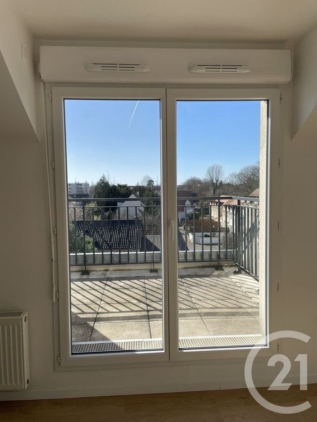 Appartement F1 &agrave; louer - 1 pi&egrave;ce - 26,80 m2 - Brie Comte Robert - 77 - ILE-DE-FRANCE