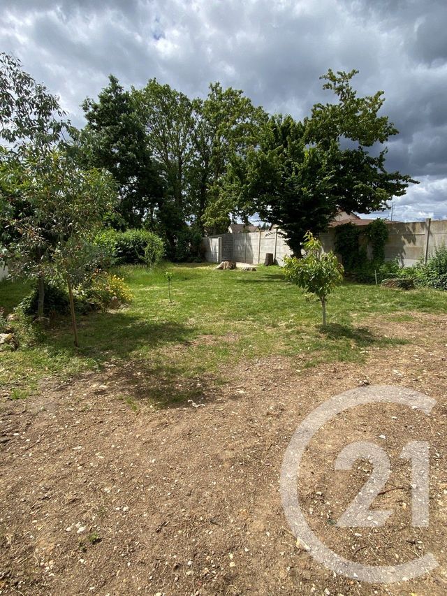 terrain - BOISSY ST LEGER - 94
