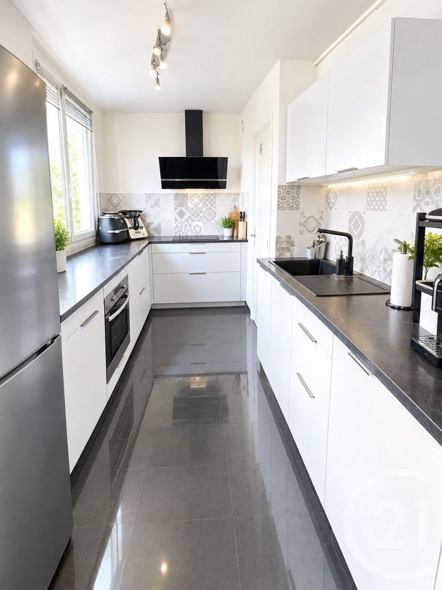 Appartement F4 &agrave; vendre - 4 pi&egrave;ces - 75,10 m2 - Boissy St Leger - 94 - ILE-DE-FRANCE