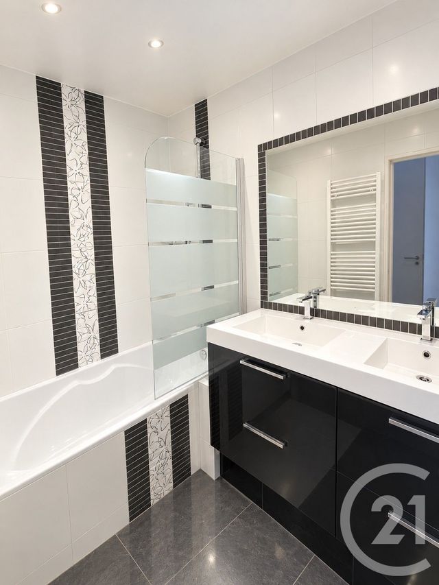 Appartement F4 &agrave; vendre - 4 pi&egrave;ces - 75,10 m2 - Boissy St Leger - 94 - ILE-DE-FRANCE