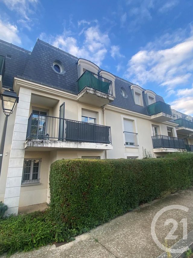 Appartement F2 &agrave; louer - 2 pi&egrave;ces - 40,20 m2 - Brie Comte Robert - 77 - ILE-DE-FRANCE