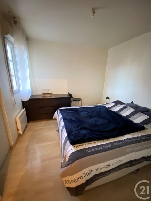 Appartement F2 &agrave; louer - 2 pi&egrave;ces - 40,20 m2 - Brie Comte Robert - 77 - ILE-DE-FRANCE