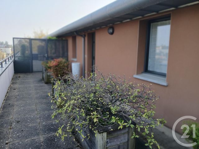 Appartement &agrave; louer - 4 pi&egrave;ces - 78,17 m2 - Mordelles - 35 - BRETAGNE