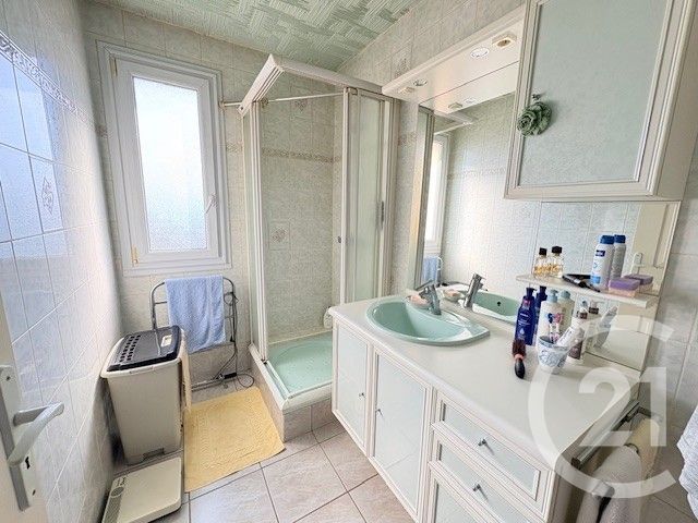 Appartement T4 &agrave; vendre - 4 pi&egrave;ces - 92 m2 - Bourg En Bresse - 01 - RHONE-ALPES