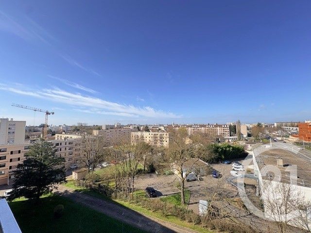Appartement T4 &agrave; vendre - 4 pi&egrave;ces - 92 m2 - Bourg En Bresse - 01 - RHONE-ALPES