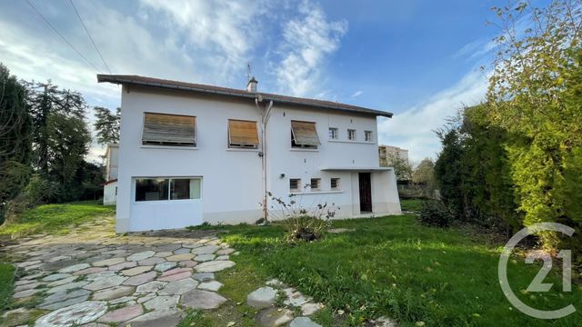 Maison à vendre - 6 pièces - 170 m2 - St Denis Les Bourg - 01 - RHONE-ALPES