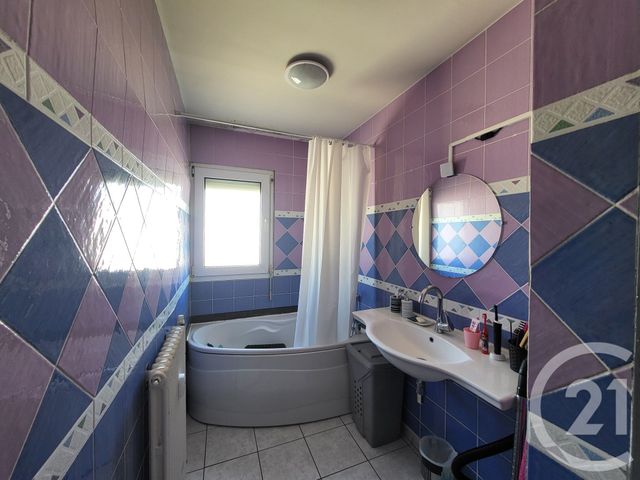 Appartement F4 &agrave; vendre - 4 pi&egrave;ces - 86,43 m2 - Bourg En Bresse - 01 - RHONE-ALPES