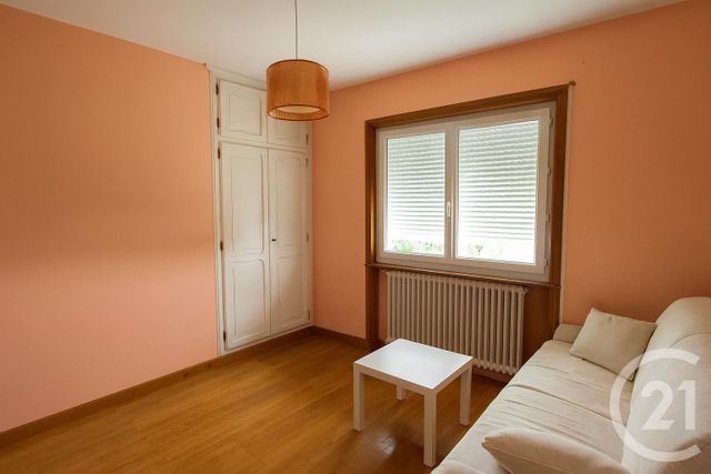 Maison à vendre - 6 pièces - 200 m2 - St Denis Les Bourg - 01 - RHONE-ALPES