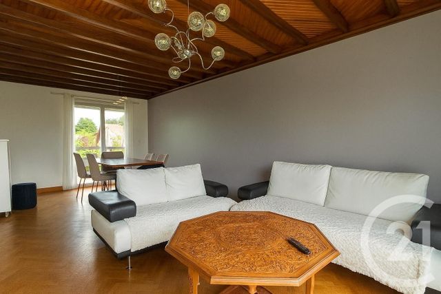 Maison à vendre - 6 pièces - 200 m2 - St Denis Les Bourg - 01 - RHONE-ALPES