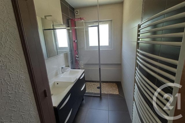 Maison à vendre - 6 pièces - 200 m2 - St Denis Les Bourg - 01 - RHONE-ALPES