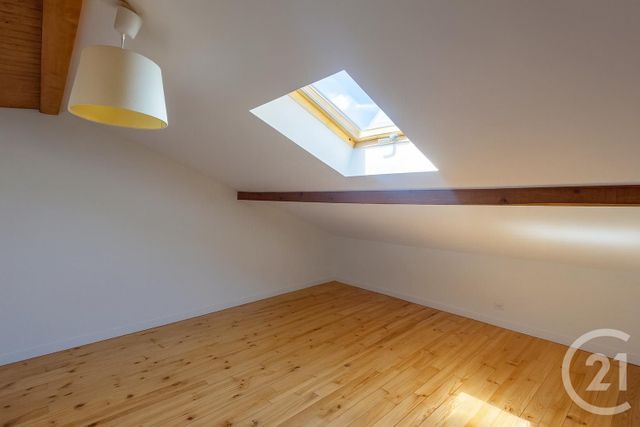 Maison à vendre - 6 pièces - 200 m2 - St Denis Les Bourg - 01 - RHONE-ALPES