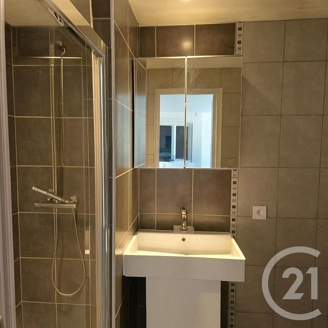 Maison à vendre - 6 pièces - 200 m2 - St Denis Les Bourg - 01 - RHONE-ALPES