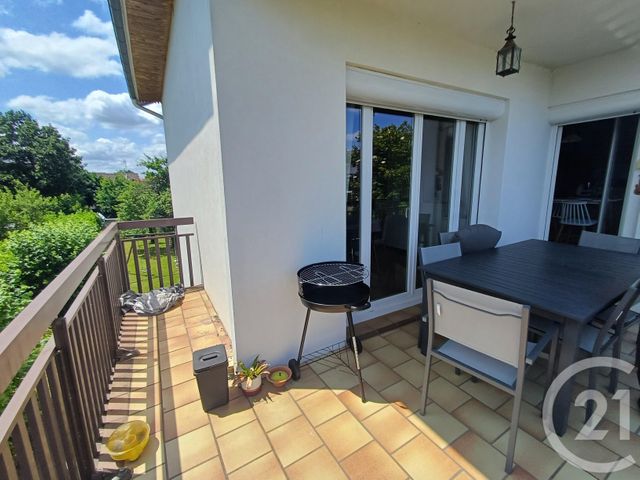 Maison à vendre - 6 pièces - 200 m2 - St Denis Les Bourg - 01 - RHONE-ALPES