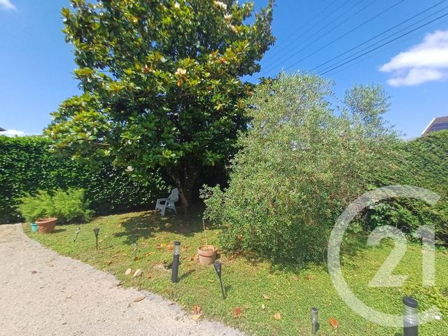 Maison à vendre - 6 pièces - 200 m2 - St Denis Les Bourg - 01 - RHONE-ALPES