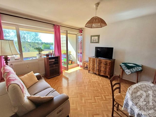 Appartement T3 &agrave; vendre - 3 pi&egrave;ces - 64,15 m2 - Bourg En Bresse - 01 - RHONE-ALPES