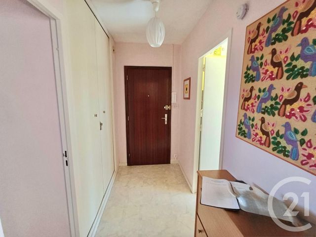 Appartement T3 &agrave; vendre - 3 pi&egrave;ces - 64,15 m2 - Bourg En Bresse - 01 - RHONE-ALPES