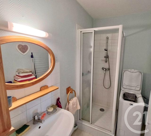 Appartement T3 &agrave; vendre - 3 pi&egrave;ces - 64,15 m2 - Bourg En Bresse - 01 - RHONE-ALPES