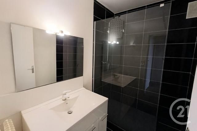 Appartement T3 &agrave; vendre - 3 pi&egrave;ces - 67,22 m2 - Bourg En Bresse - 01 - RHONE-ALPES