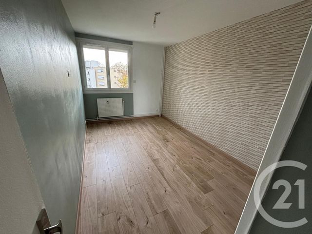 Appartement F4 à louer - 5 pièces - 102,40 m2 - Bourg En Bresse - 01 - RHONE-ALPES