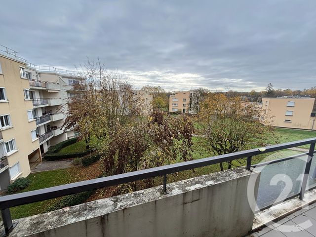 Appartement F4 à louer - 5 pièces - 102,40 m2 - Bourg En Bresse - 01 - RHONE-ALPES