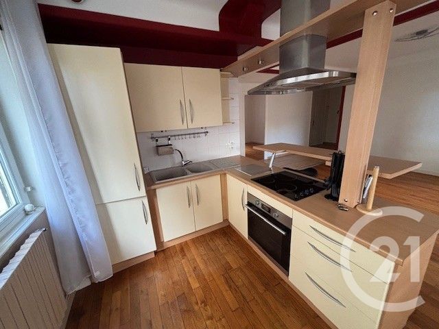 Appartement F3 &agrave; louer - 3 pi&egrave;ces - 73,49 m2 - Bourg En Bresse - 01 - RHONE-ALPES