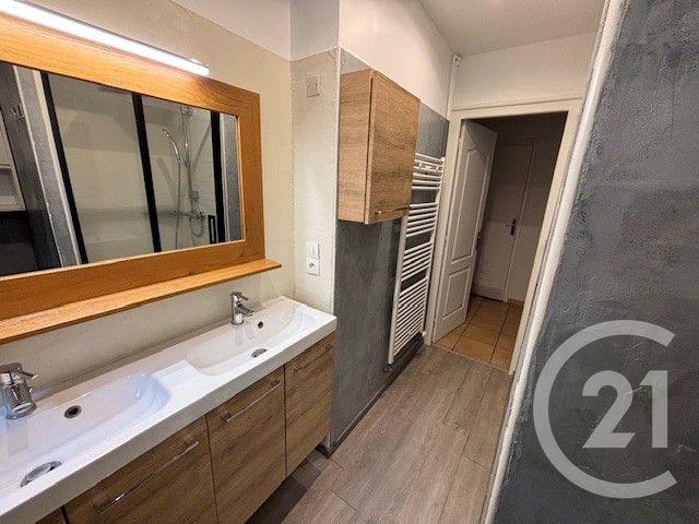 Appartement F3 à louer - 3 pièces - 73,49 m2 - Bourg En Bresse - 01 - RHONE-ALPES