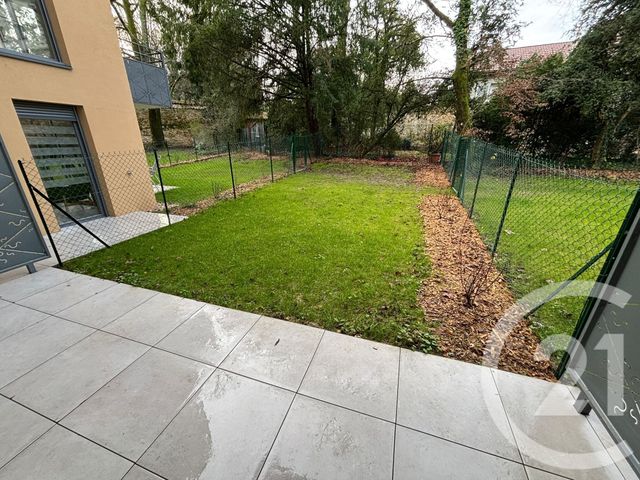 Appartement F2 à louer - 2 pièces - 59,41 m2 - Bourg En Bresse - 01 - RHONE-ALPES