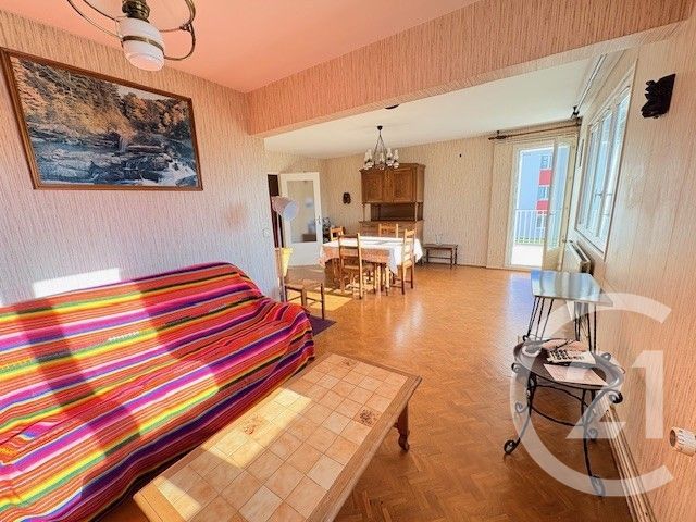 Appartement T4 &agrave; vendre - 4 pi&egrave;ces - 83,82 m2 - Peronnas - 01 - RHONE-ALPES