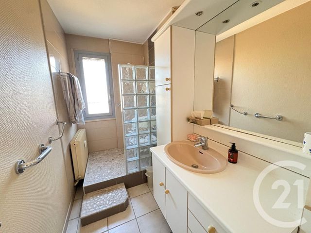 Appartement F4 &agrave; vendre - 4 pi&egrave;ces - 83,23 m2 - Bourg En Bresse - 01 - RHONE-ALPES