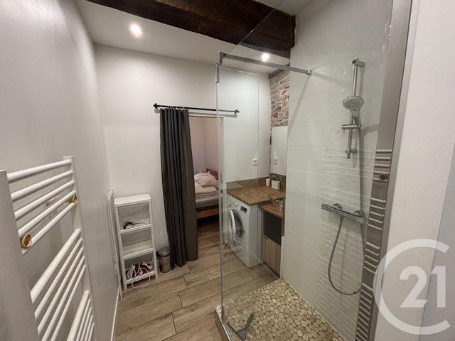 Appartement &agrave; louer - 2 pi&egrave;ces - 38,86 m2 - Bourg En Bresse - 01 - RHONE-ALPES