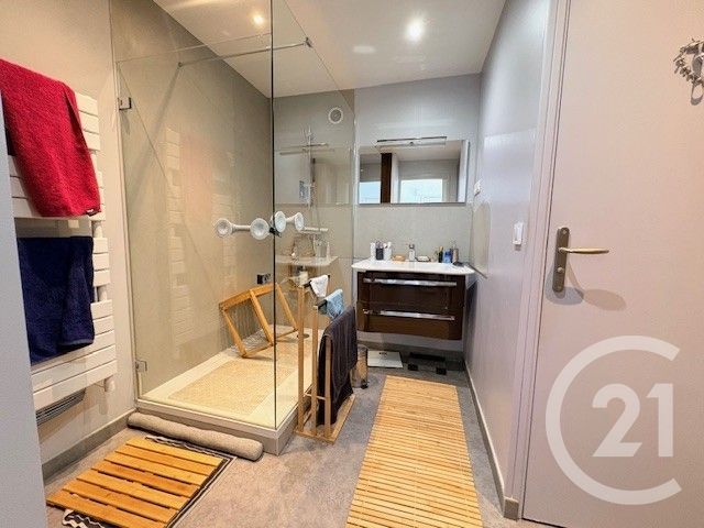 Appartement T3 &agrave; vendre - 3 pi&egrave;ces - 74 m2 - Bourg En Bresse - 01 - RHONE-ALPES