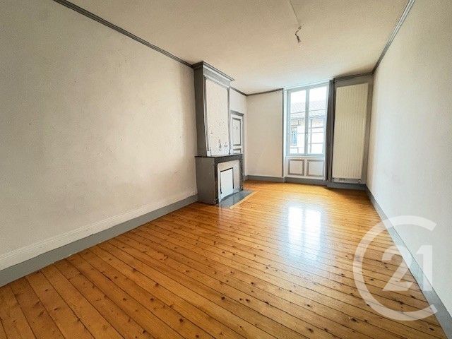 Appartement F4 &agrave; louer - 4 pi&egrave;ces - 112,72 m2 - Bourg En Bresse - 01 - RHONE-ALPES