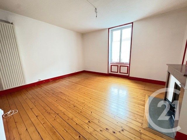 Appartement F4 &agrave; louer - 4 pi&egrave;ces - 112,72 m2 - Bourg En Bresse - 01 - RHONE-ALPES