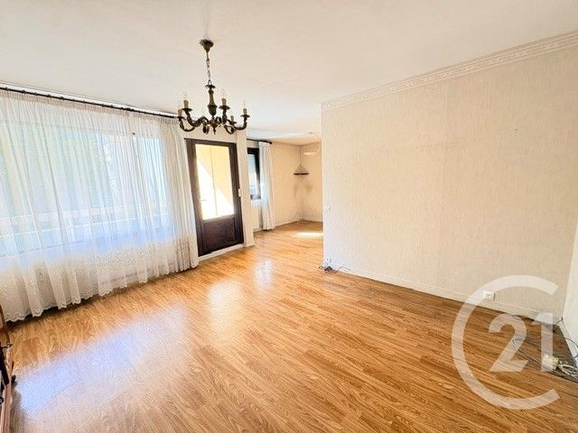 Appartement T4 &agrave; vendre - 4 pi&egrave;ces - 76,59 m2 - Bourg En Bresse - 01 - RHONE-ALPES