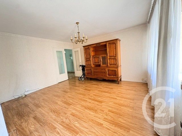Appartement T4 &agrave; vendre - 4 pi&egrave;ces - 76,59 m2 - Bourg En Bresse - 01 - RHONE-ALPES