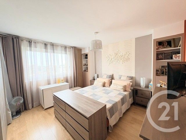Appartement T4 &agrave; vendre - 4 pi&egrave;ces - 87,80 m2 - Bourg En Bresse - 01 - RHONE-ALPES