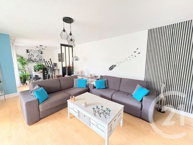 Appartement T4 &agrave; vendre - 4 pi&egrave;ces - 87,80 m2 - Bourg En Bresse - 01 - RHONE-ALPES