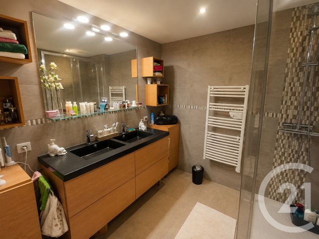 Appartement T4 &agrave; vendre - 5 pi&egrave;ces - 155,34 m2 - Bourg En Bresse - 01 - RHONE-ALPES