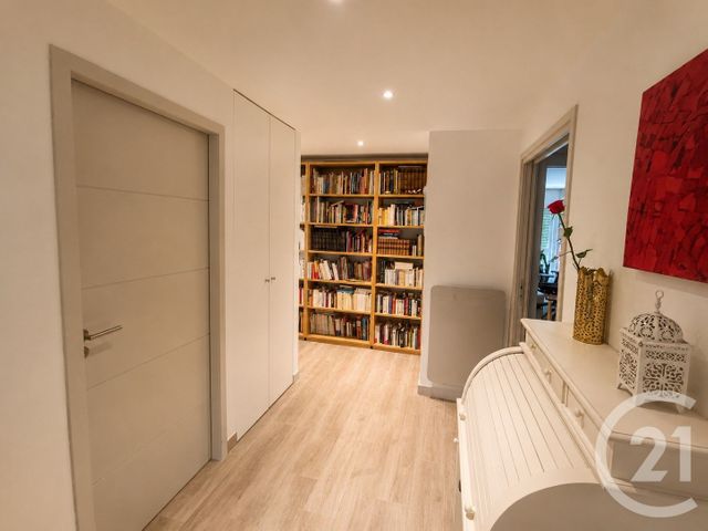 Appartement T4 &agrave; vendre - 5 pi&egrave;ces - 155,34 m2 - Bourg En Bresse - 01 - RHONE-ALPES