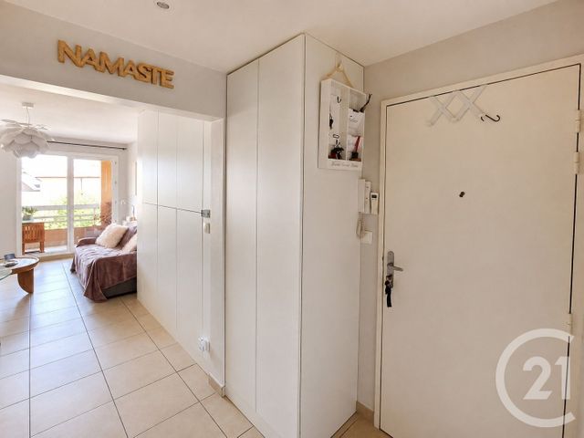 Appartement T3 &agrave; vendre - 3 pi&egrave;ces - 64,79 m2 - Bourg En Bresse - 01 - RHONE-ALPES