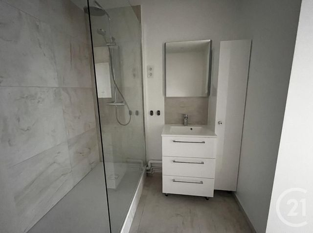 Appartement F2 à louer - 2 pièces - 50,10 m2 - Paris - 75015 - ILE-DE-FRANCE