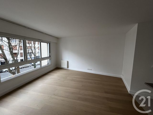 Appartement F2 à louer - 2 pièces - 50,10 m2 - Paris - 75015 - ILE-DE-FRANCE