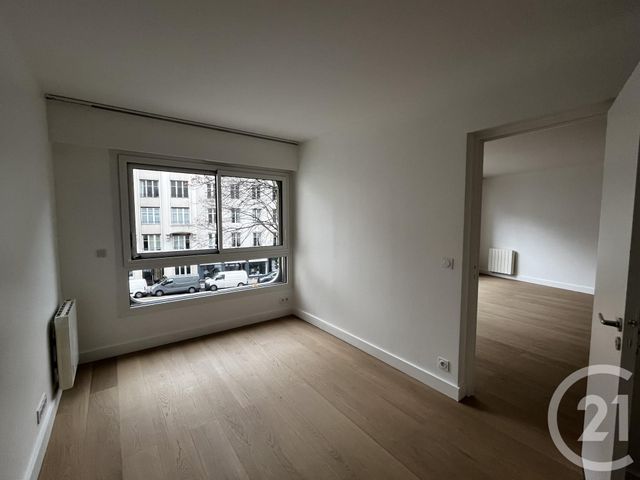 Appartement F2 à louer - 2 pièces - 50,10 m2 - Paris - 75015 - ILE-DE-FRANCE