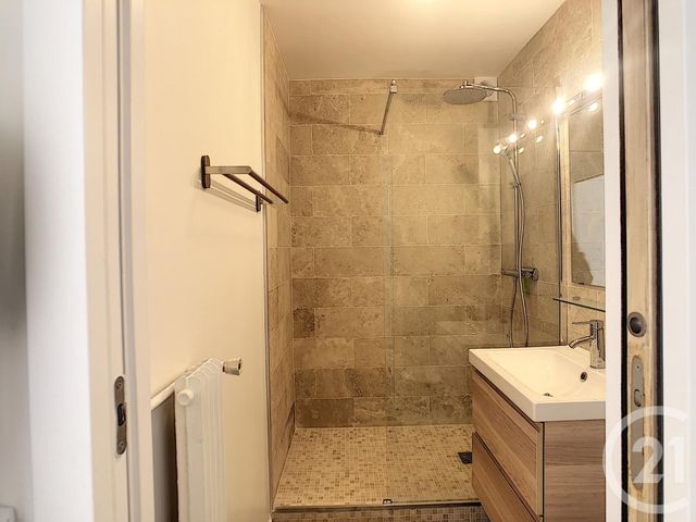 Appartement F1 &agrave; louer - 1 pi&egrave;ce - 25,40 m2 - Paris - 75015 - ILE-DE-FRANCE