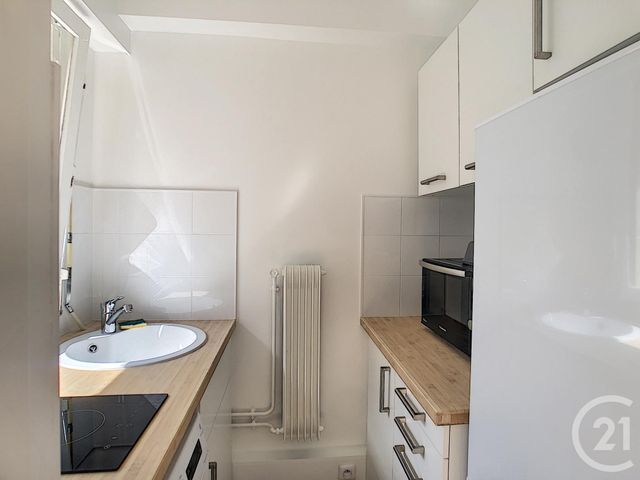 Appartement F1 &agrave; louer - 1 pi&egrave;ce - 25,40 m2 - Paris - 75015 - ILE-DE-FRANCE
