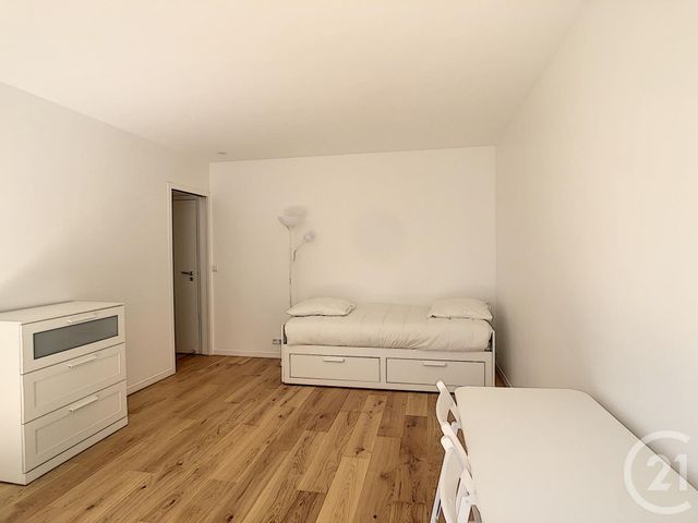 Appartement F1 &agrave; louer - 1 pi&egrave;ce - 25,40 m2 - Paris - 75015 - ILE-DE-FRANCE