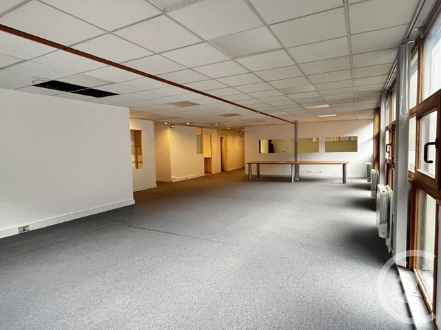 Local commercial à louer - 136.0 m2 - 92 - Hauts-de-Seine