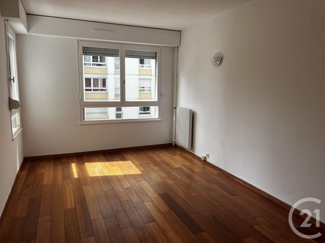 Appartement F3 à louer PARIS