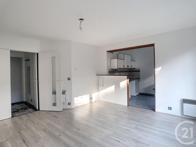 Appartement F1 &agrave; louer - 1 pi&egrave;ce - 30,90 m2 - Paris - 75014 - ILE-DE-FRANCE